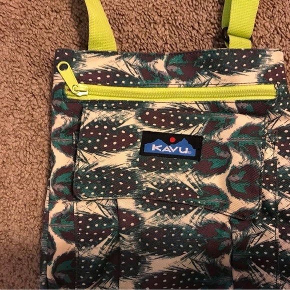 Kavu Handbags - KAVU For Keeps Bag With Hip Crossbody Adjustable Purse Strap